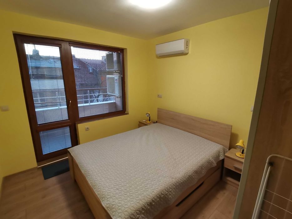 Дава се под наем Двустаен апартамент в Бургас, Братя Миладинови - 70 кв.м за 331.5 € - Снимка #3