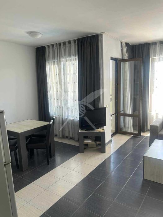 Продава се Тристаен апартамент в Черноморец - 95 кв.м за 1474 €/кв.м - Снимка #2