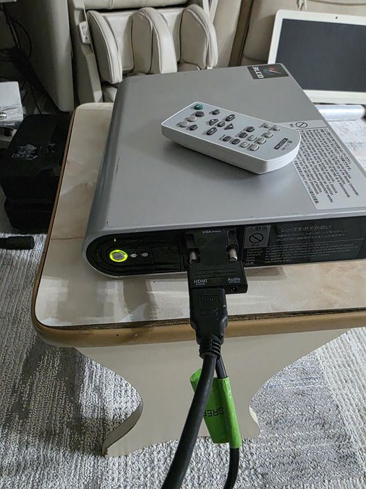 Проектор sony в отличном состоянии