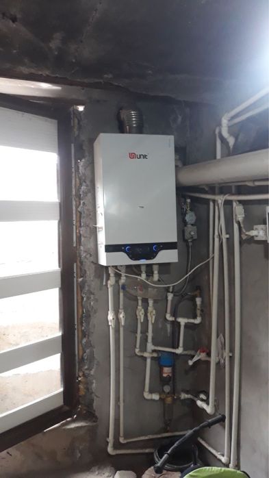 Kottej sotiladi 1.5 sotok