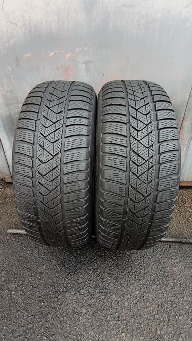 2бр. зимни гуми 225/55/17 Pirelli Sotto Zero 3, Runflat, dot22
dot21