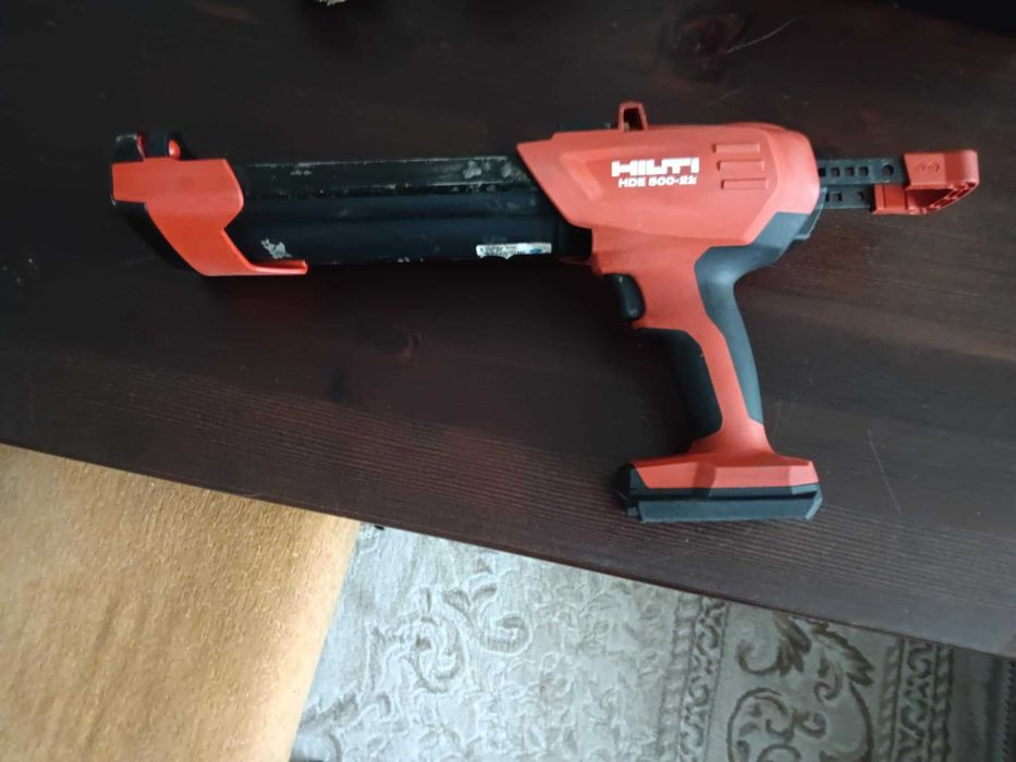 Hilti HDE 500 22 Nuron - Безкабелен дозатор-