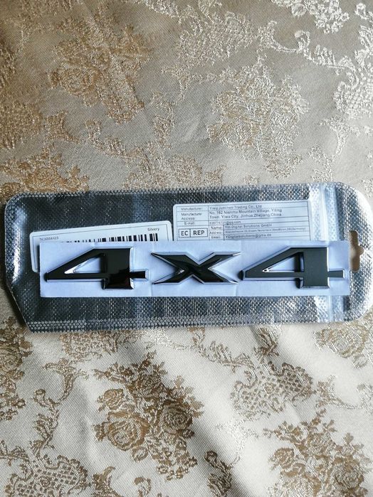 Метални емблеми 3D