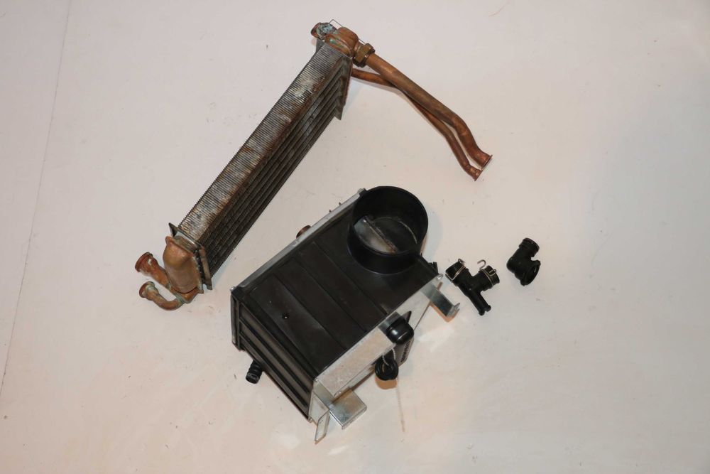 Schimbator sau Recuperator caldura centrala Bosch 2000 Buderus GB012