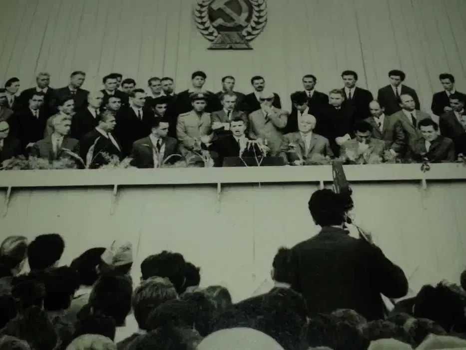 Foto originala 100% Nicolae Ceausescu congres PCR cel mai probabil anii 60