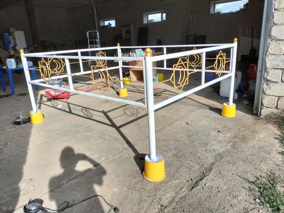 Оградка  Қоршау зират.