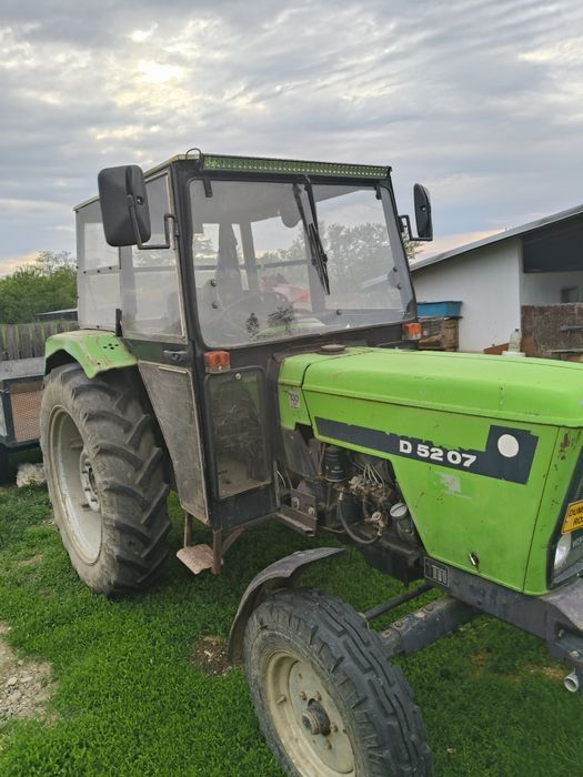 Vând tractor deutz