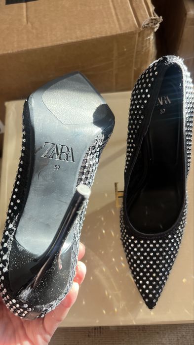 Продаю кожаные туфли