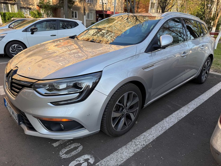 Renault Megane 4 Break 1.6 dCi 130cp | 82.000 km | Unic proprietar | BOSE | Full | Anvelope incluse