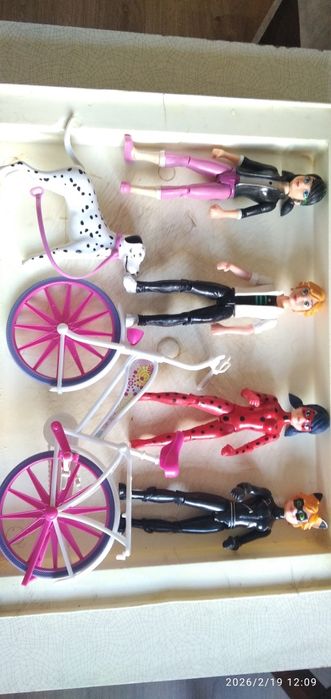 Куклы герои  Леди Бак и Супер Кот