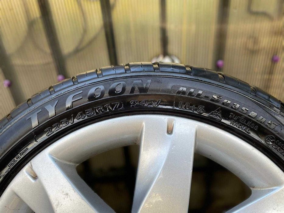 Jante aliaj 17 Renault cu anvelope 225/45 R17   2x Vara/2x All Season