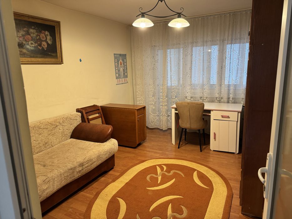Inchiriez apartament 2 camere  decomandate, situat la parter in bloc de 4 etaje, Cluj-Napoca -Grigorescu