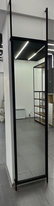 Зеркало для магазина одежды