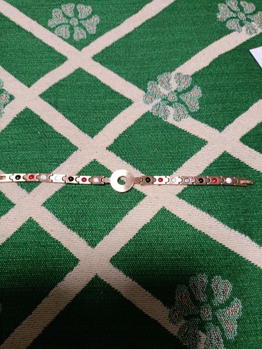 Лечебные турмалиновые браслеты