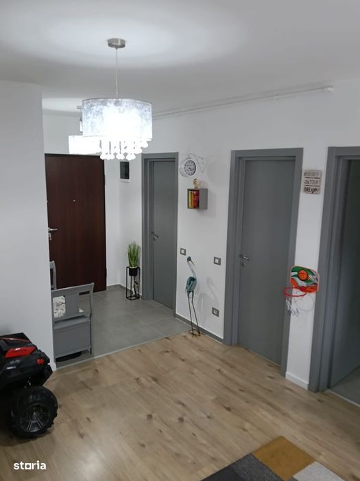 Apartament 3 camere sector 6 direct propietar