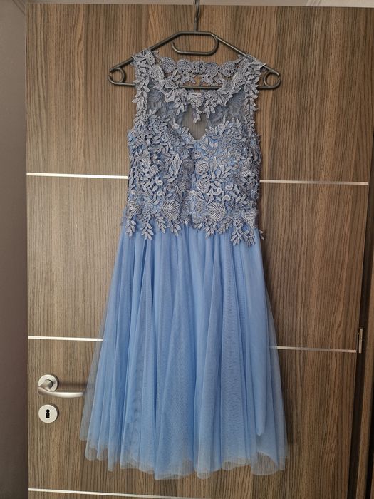 Rochie eleganta midi