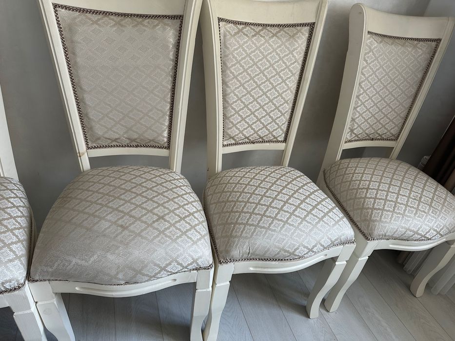 Стулья б/у в отличном состоянии