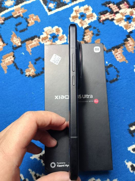 Xiaomi 15 ultra 12/256 China version.