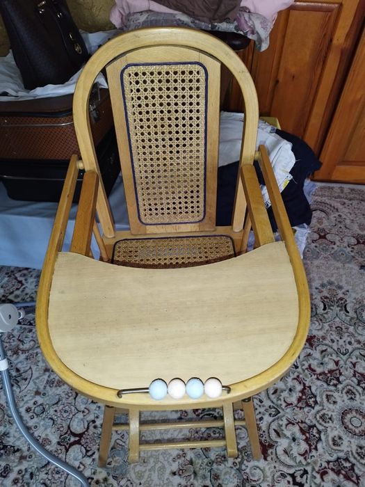 Стол для кормления