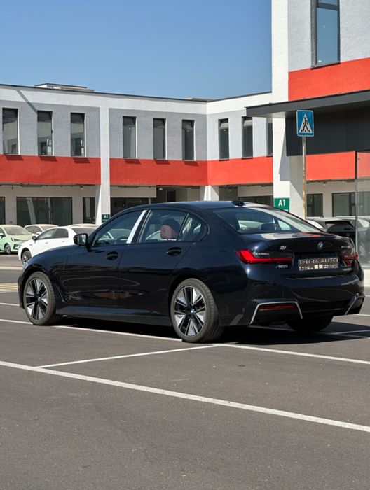 BMW i3 40L Night Sport EV 2025 в наличаи от Terra Auto
