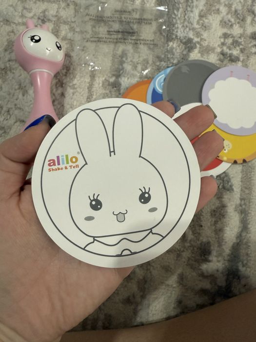 Продам интерактивную игрушку зайчик Alilo