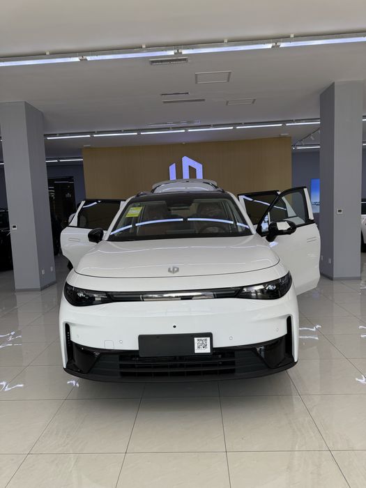 Leapmotor C16 200 km Gibrid