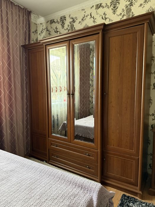 Спальный гарнитур