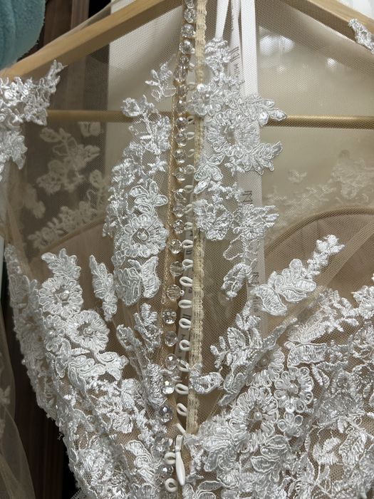 Шикарное свадебное платье