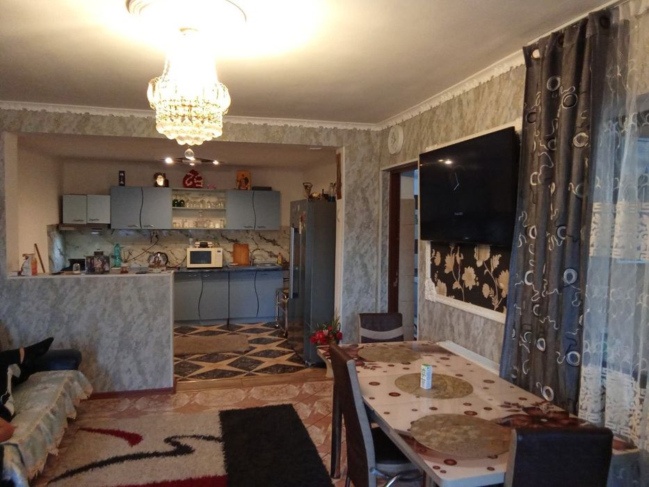 Casa de vânzare în Mihailesti