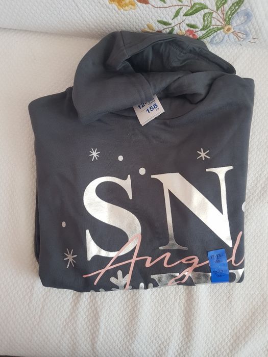 Детски суичър нов