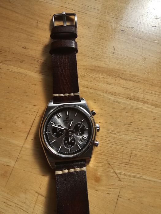 Casio Edifice Chronograph Panda