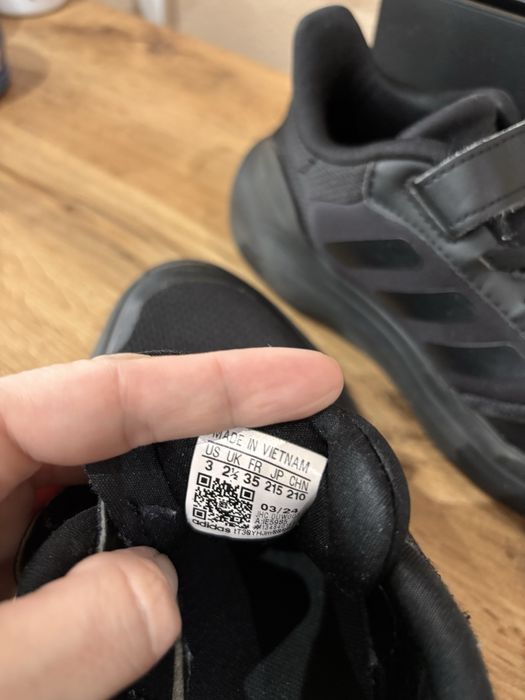 Adidas за момче 35н