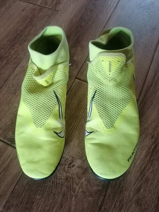 Lot pantofi sport și cu crampoane