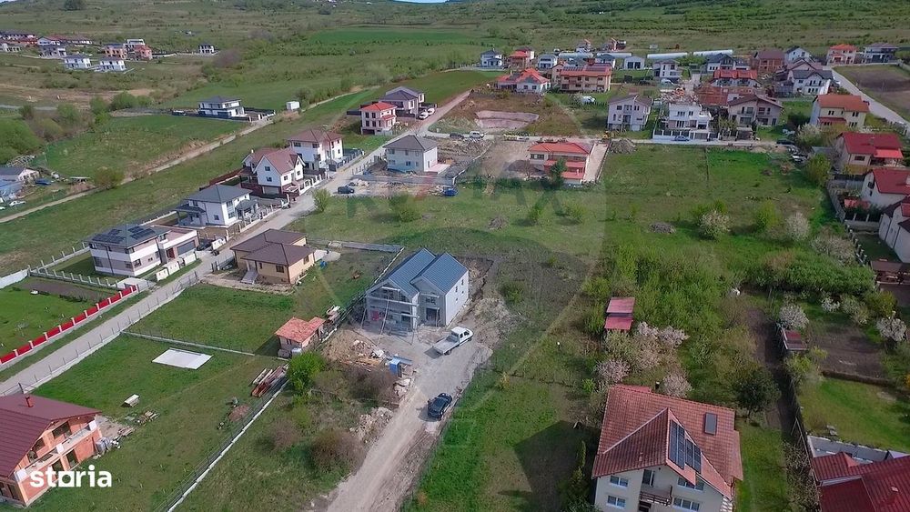 Teren cu autorizatie de constructie la intrare in Chinteni, Comision 0