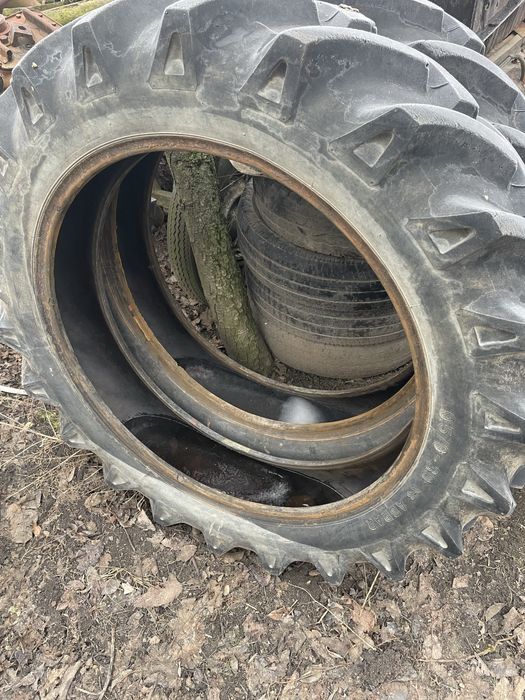 Cauciuc/anvelopa tractor