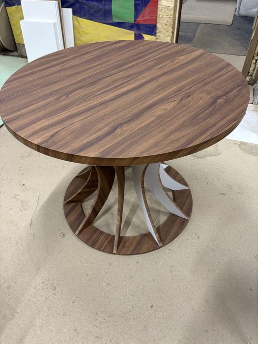 Стол, круглая стол