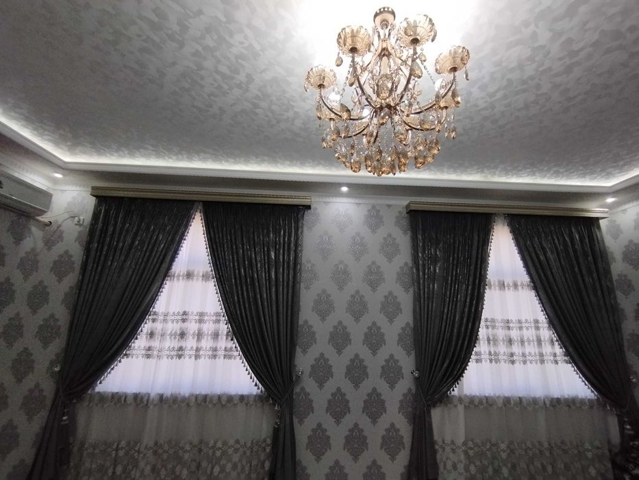 2 qavatli hovli sotiladi