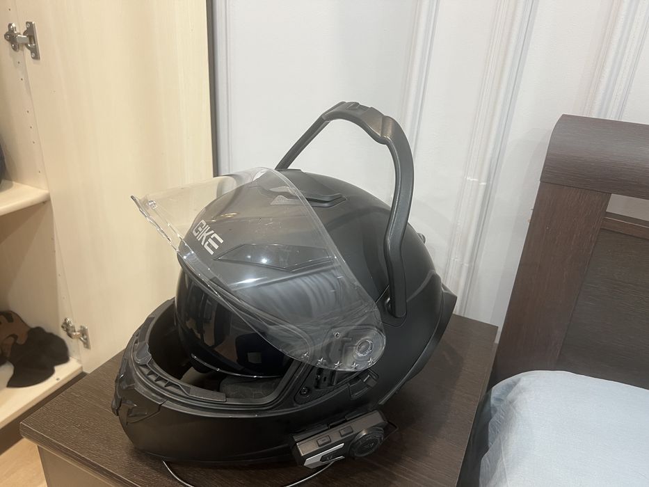 Мотошлем Gike с гарнитурой