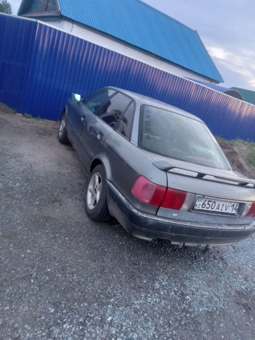 Audi b4 на полном ходу