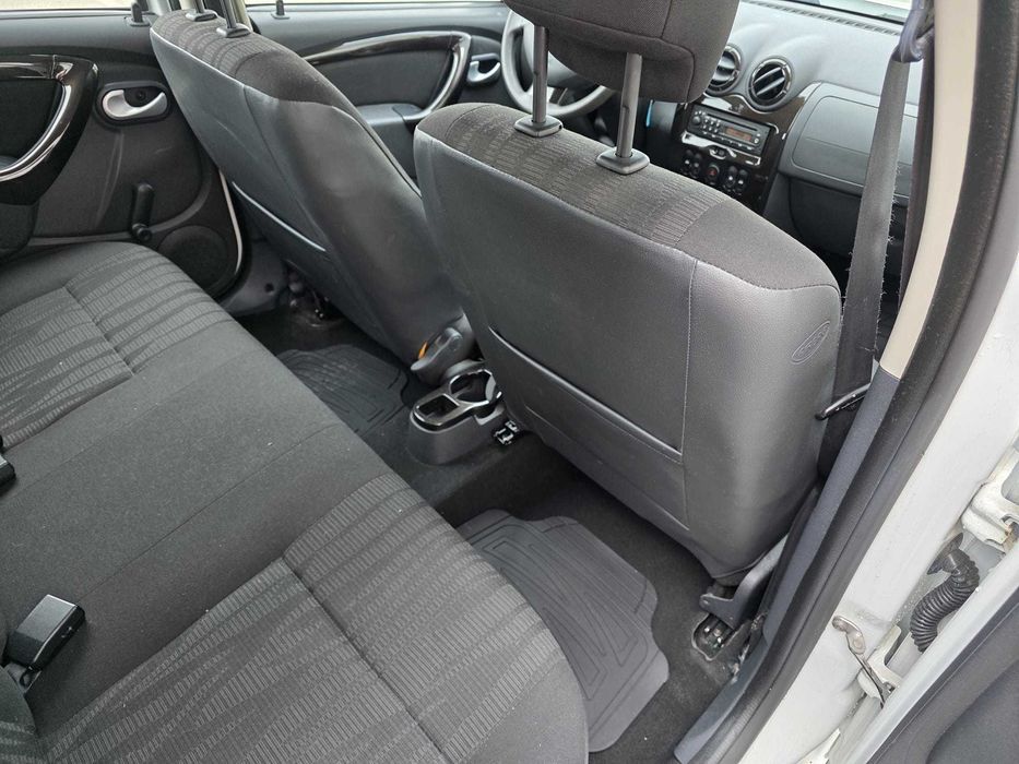 Dacia Duster 1.6 Benzina 2011 euro 5