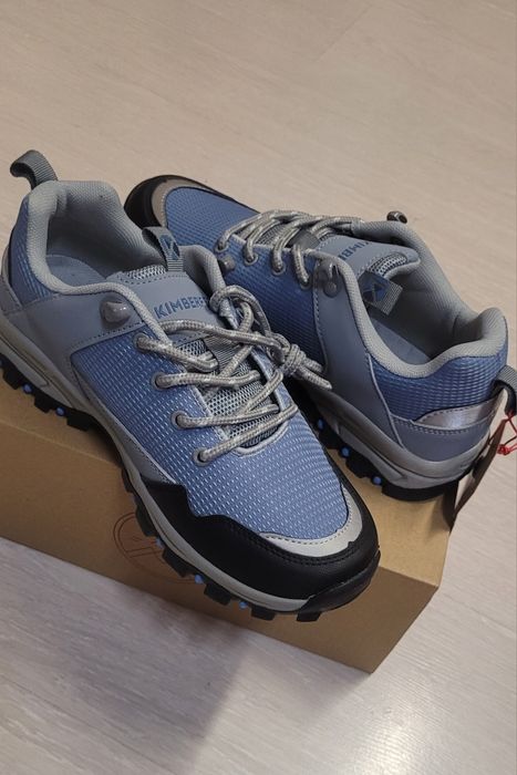 Нови туристически обувки размер 37