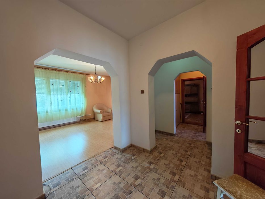 Zona Isho, 3 camere decomandat, luminos si spatios