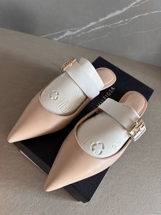 Чехли Tommy Hilfiger