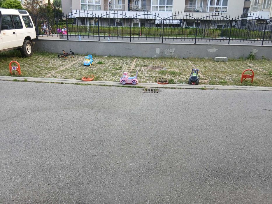 Дава се под наем Гараж / Паркомясто в София, Витоша - 17 кв.м за 100 € - Снимка #1