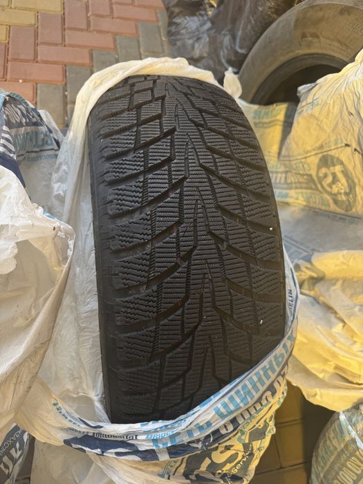 Продам комплект резины Nankang