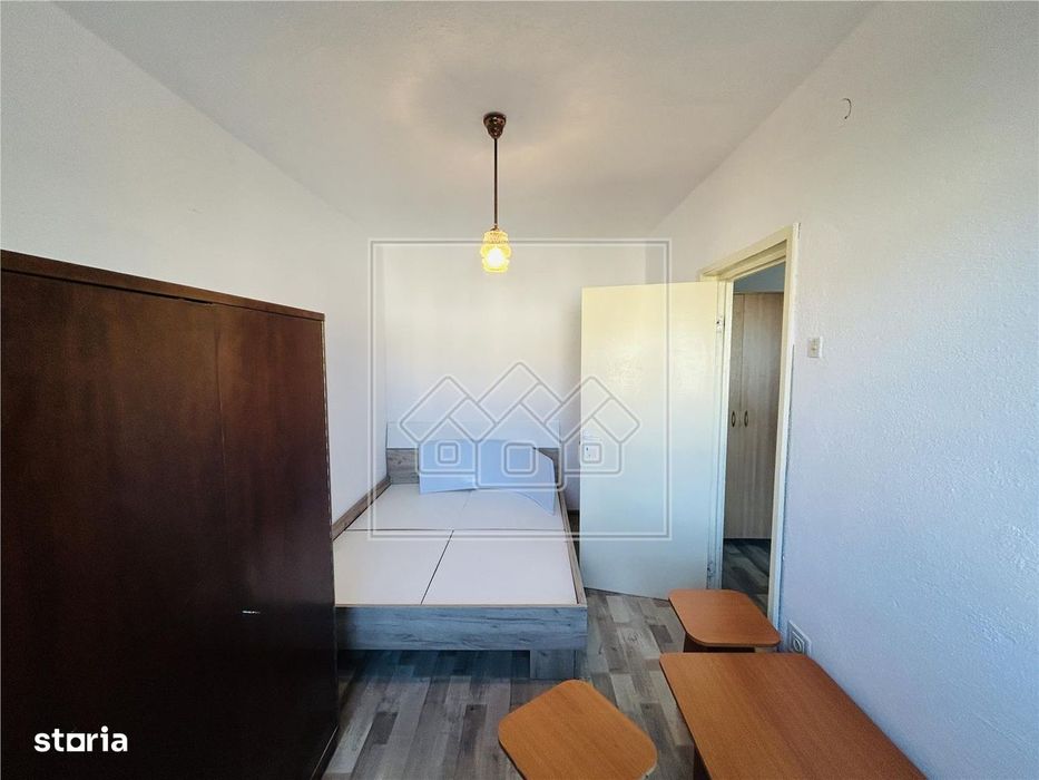 Ap cu 2 camere, balcon, etaj 45 - Zona Ciresica