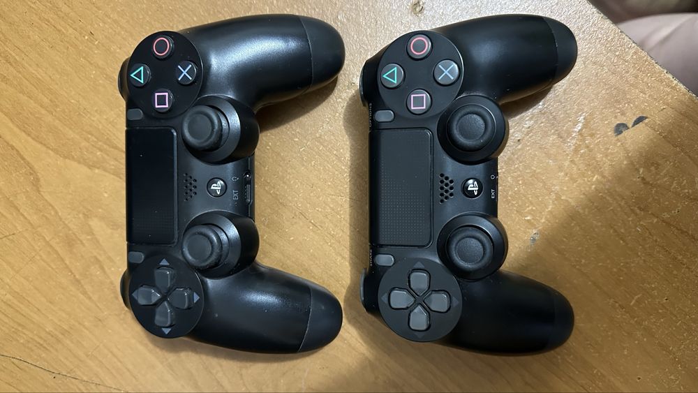 Игровая приставка PlayStation 4