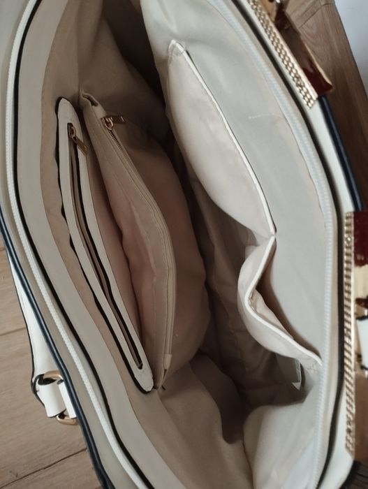 Кожена дамска чанта