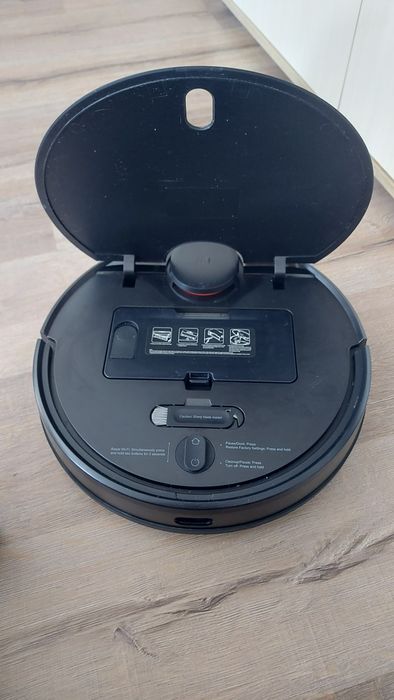 Прахосмукачка робот