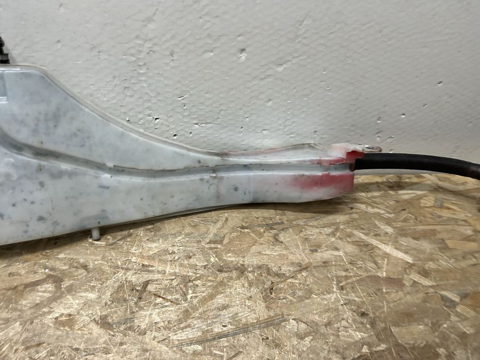 Vas lichid parbriz bmw X3 F25 X4 F26